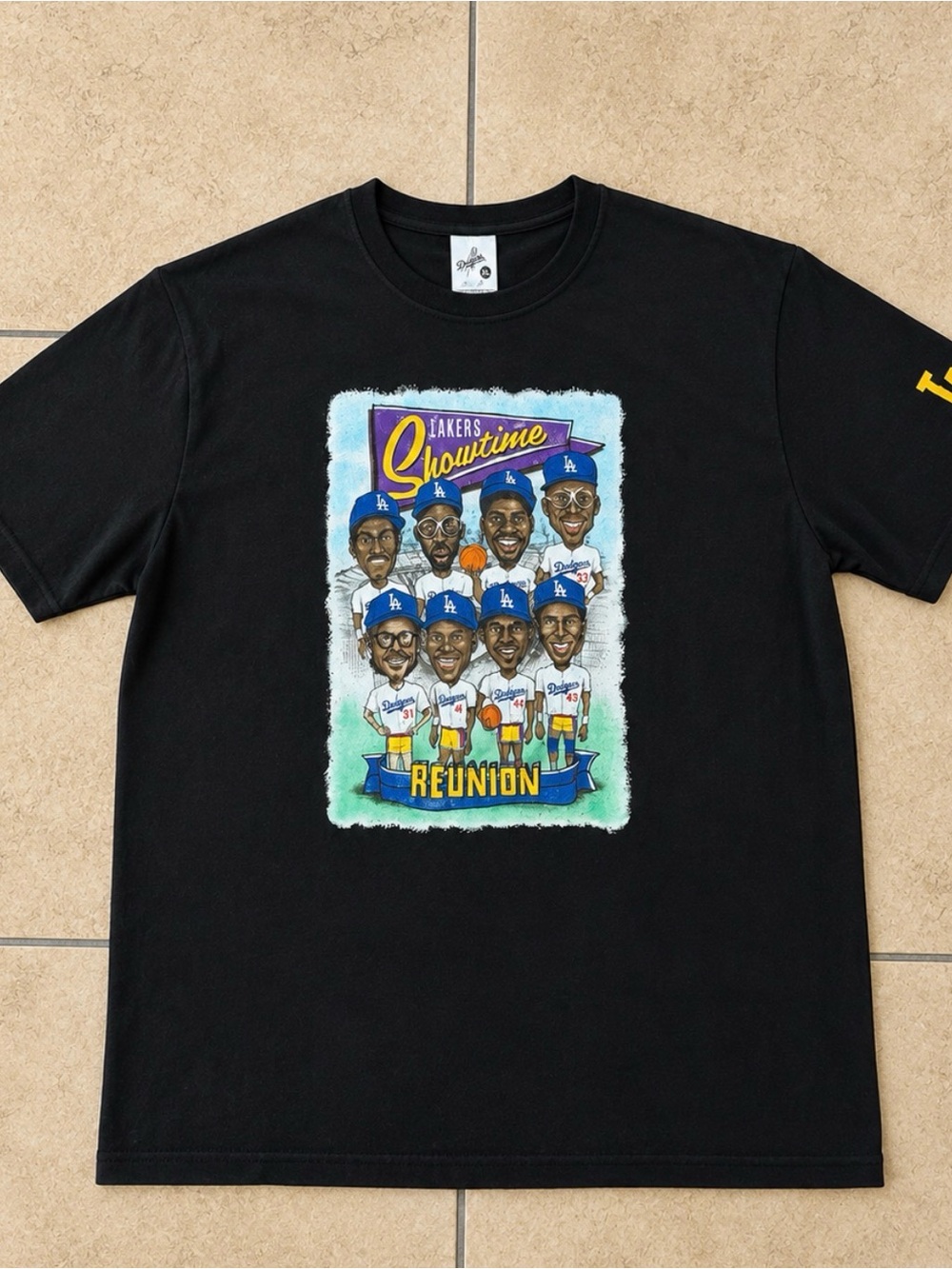 Black 'Showtime Reunion' Graphic Short Sleeve Tee